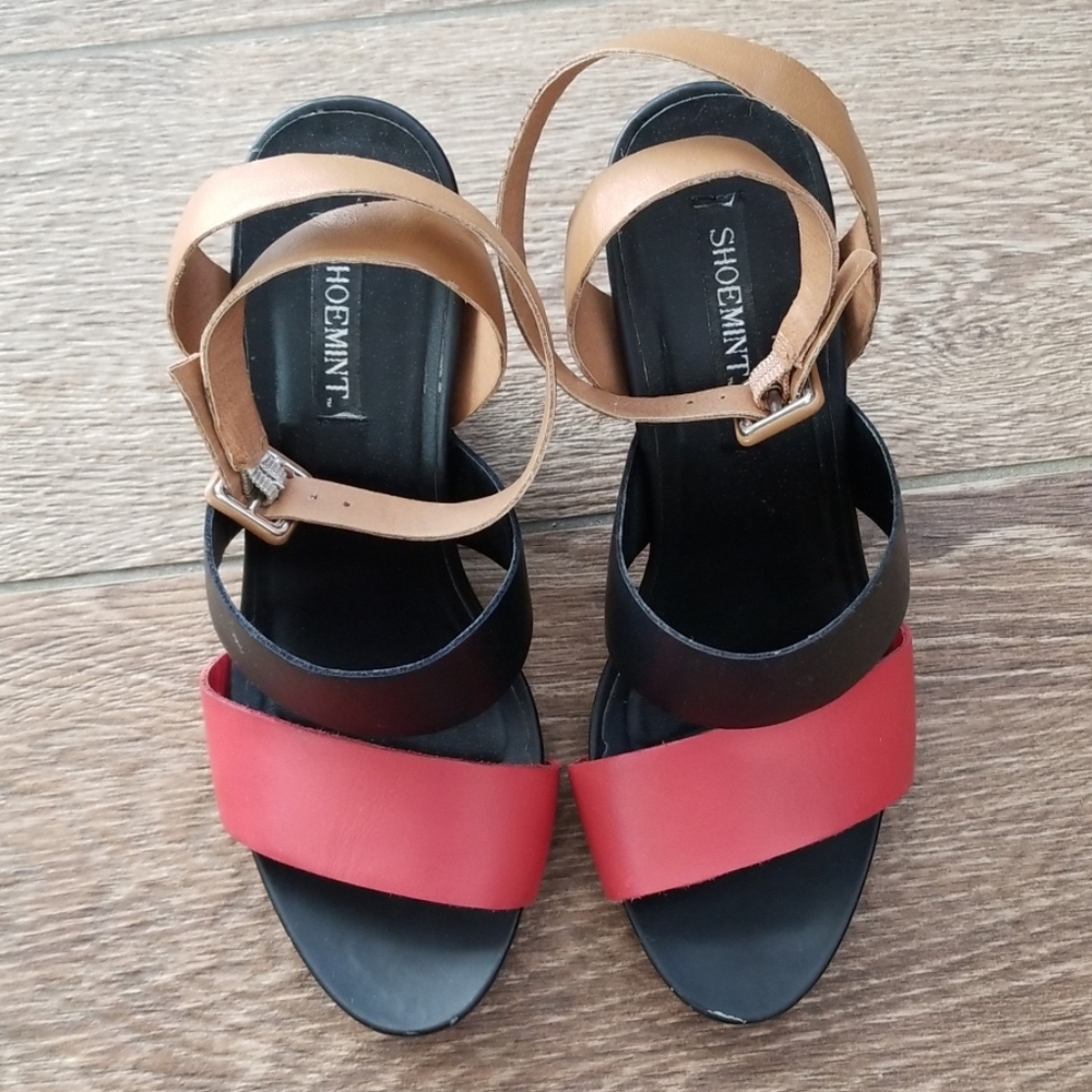 Color block wedges - Picture 5 of 5